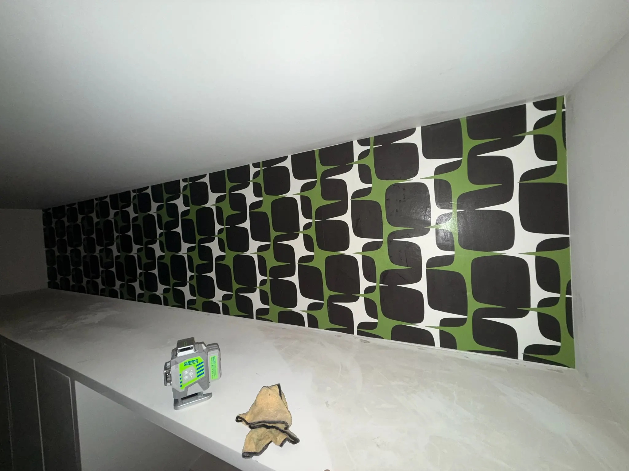 Wallpaper installation project in Palo Alto, CA